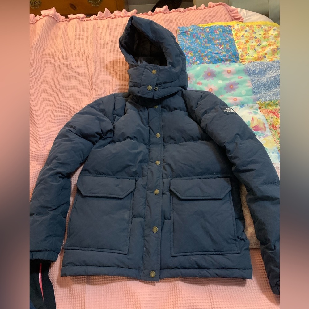 Women’s x small north face coat